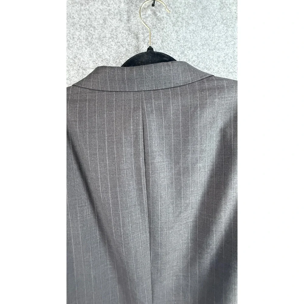 Chaps Ralph Lauren Mens Grey Pinstripe Wool Blazer Sport Coat Made in Canada